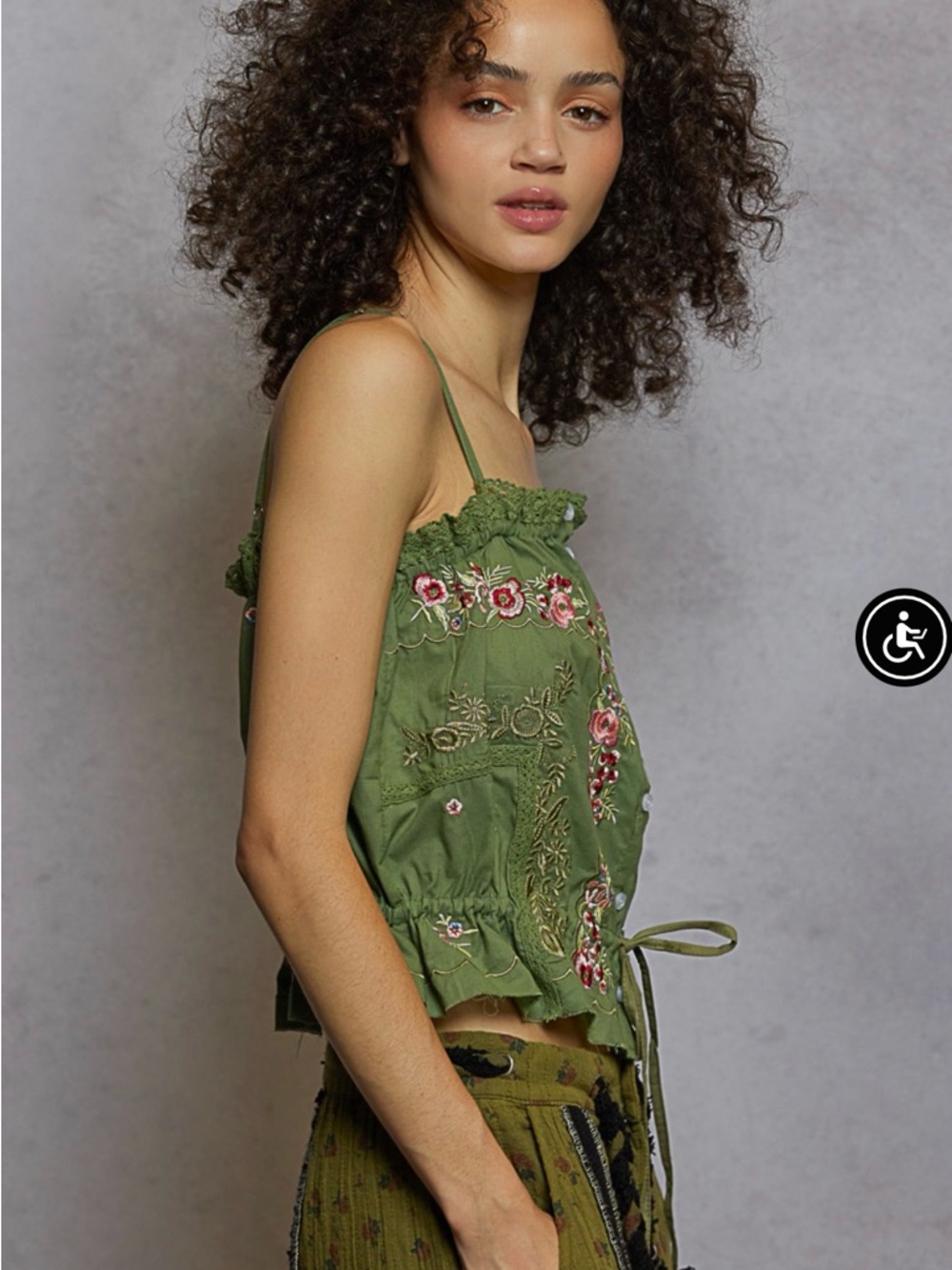 POL Floral Embroidered Poplin Tank Green - Picture 2 of 3